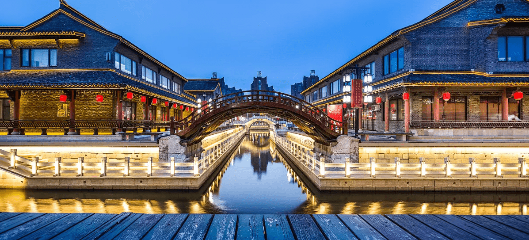 八字算命被廣泛地應(yīng)用于古代治理、婚姻等領(lǐng)域中